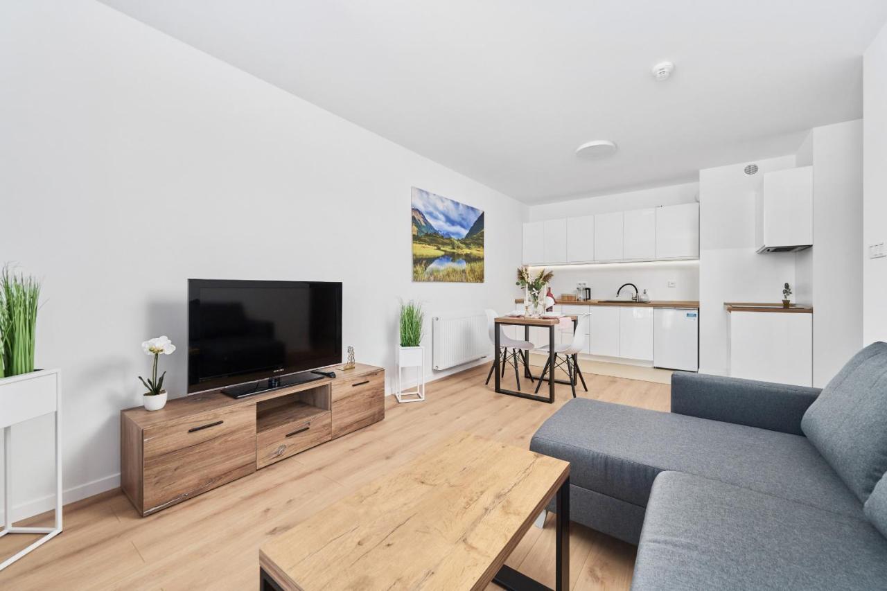 Modern Elegance Apartments Wroclaw With Ac By Noclegi Renters Bagian luar foto