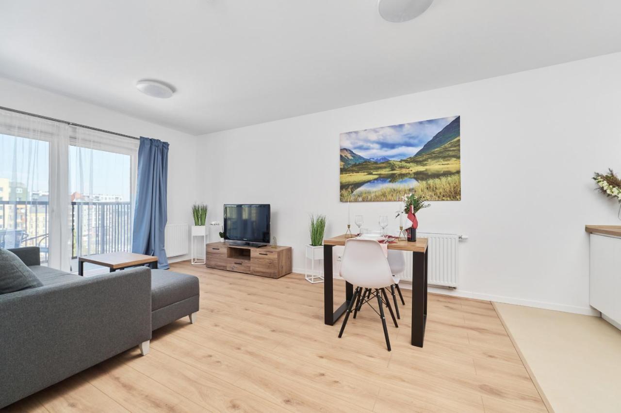 Modern Elegance Apartments Wroclaw With Ac By Noclegi Renters Bagian luar foto