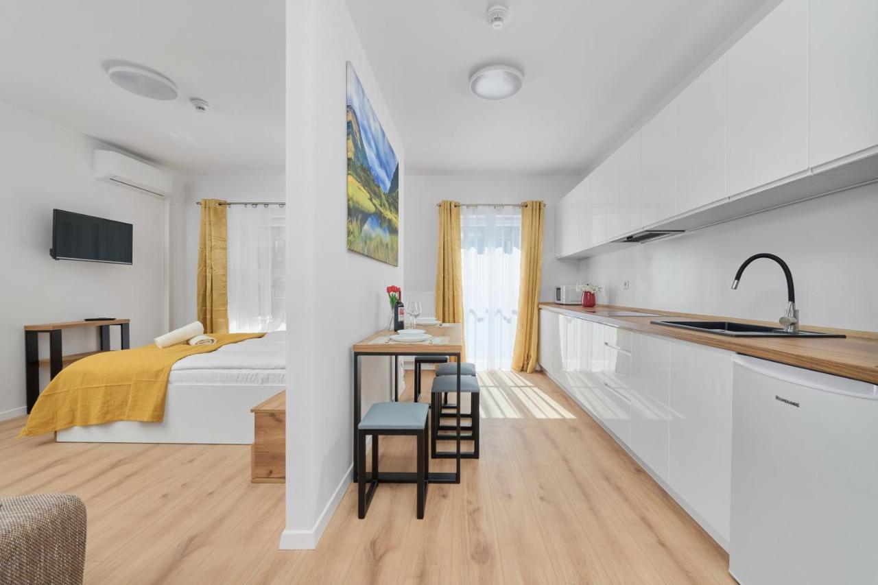 Modern Elegance Apartments Wroclaw With Ac By Noclegi Renters Bagian luar foto